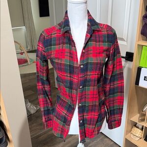 American Eagle Outfitters Red and Green Plaid Button down Shirt